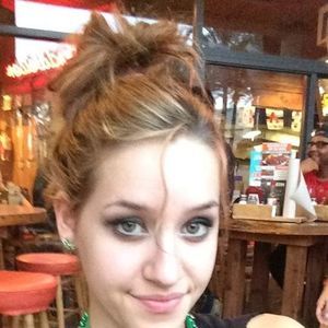 Meet your Posher, Amelia